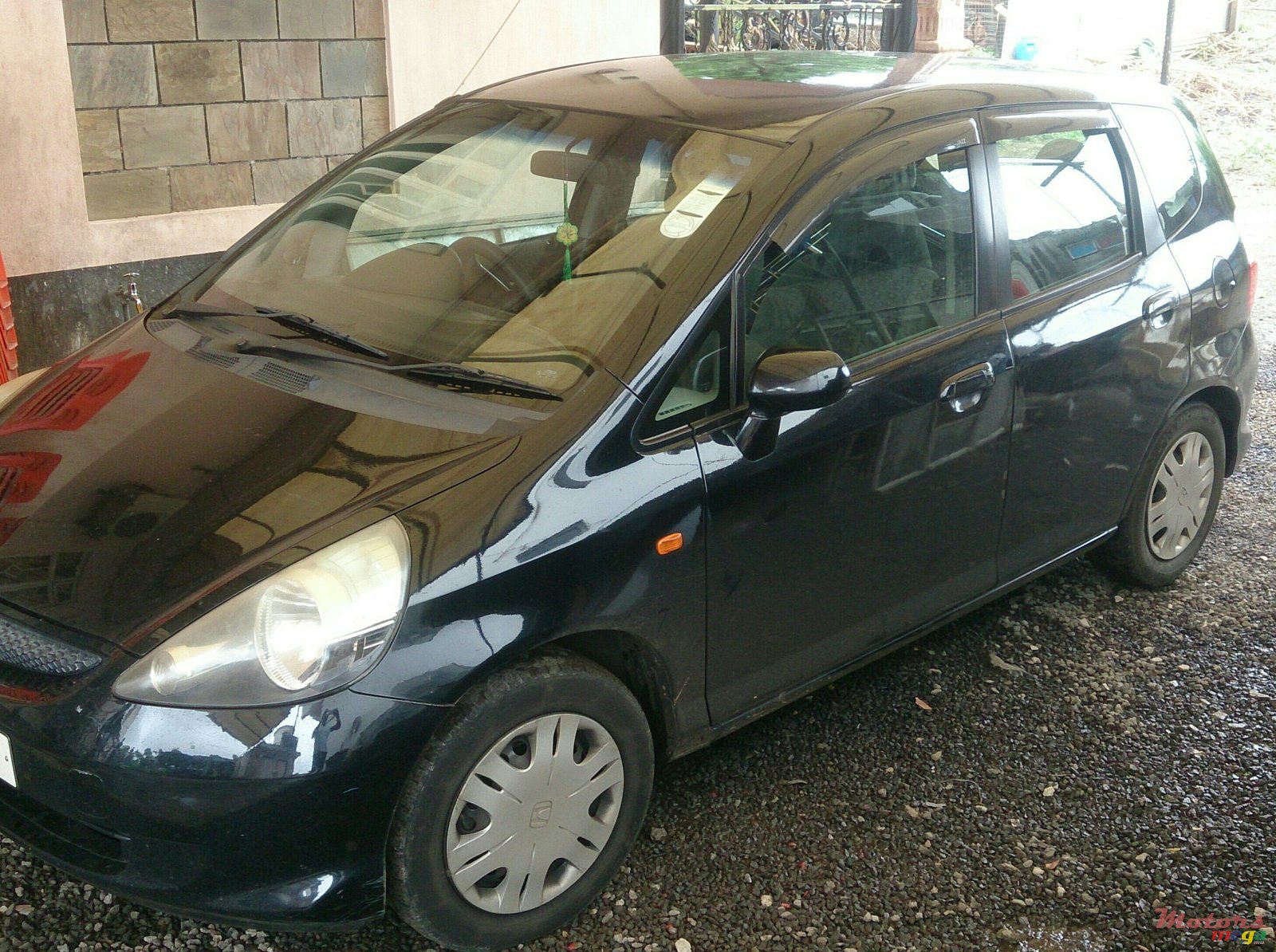 2004' Honda Fit photo #2