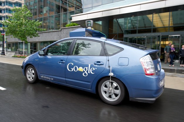 Google Says its Driverless Cars are Safer than You
