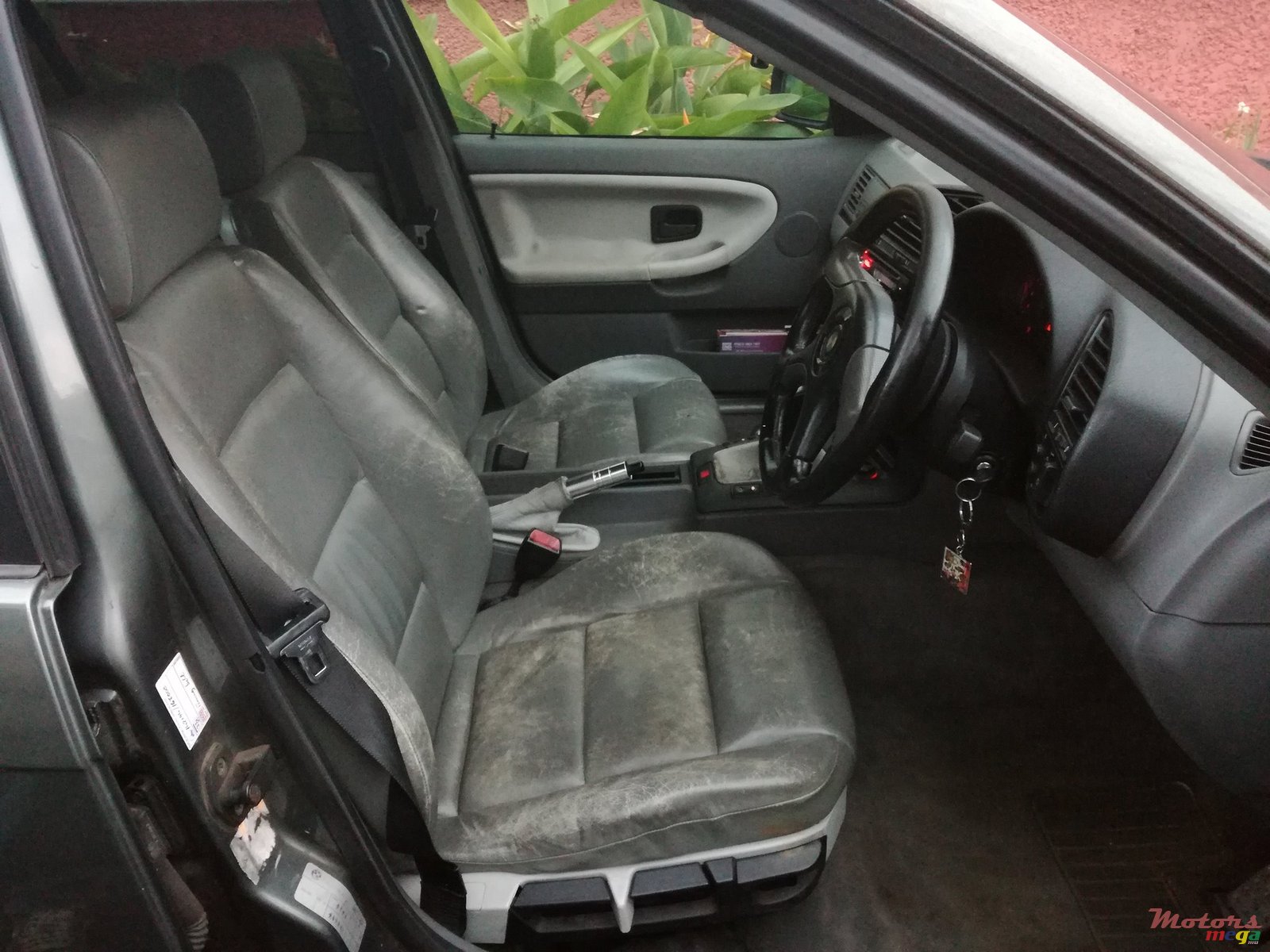 1994' BMW 318 photo #4