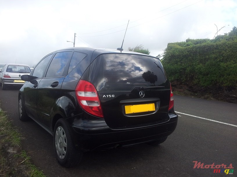 2005' Mercedes-Benz A 150 photo #3