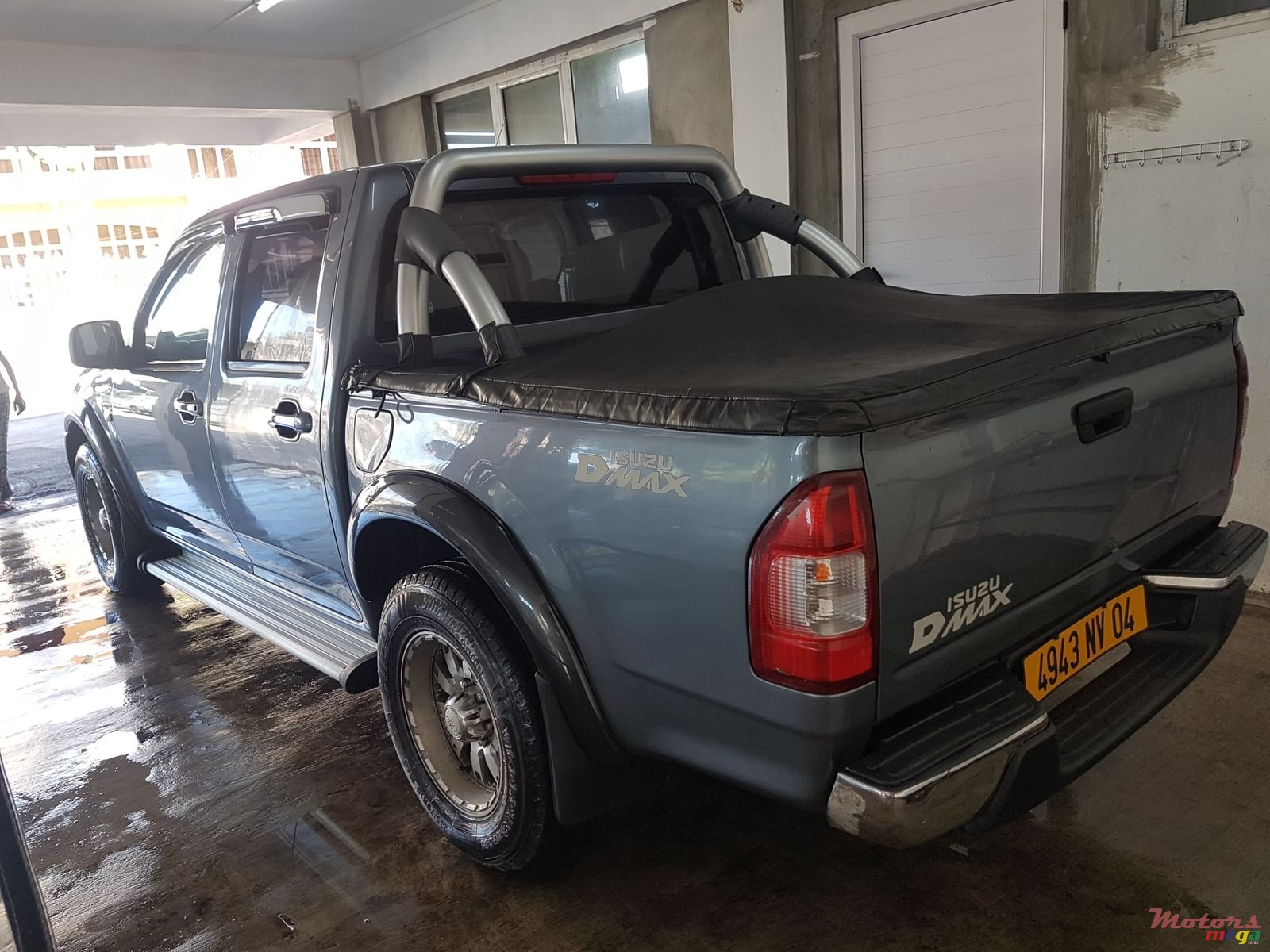 2004' Isuzu D-Max photo #2