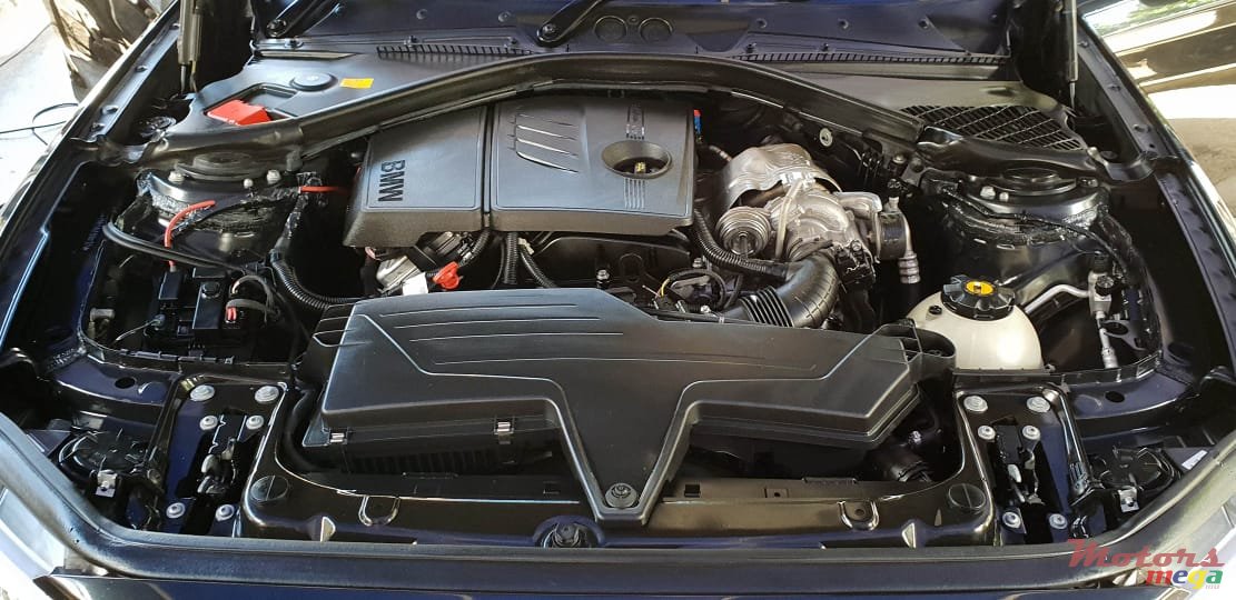 2012' BMW 118 photo #5