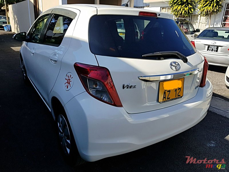 2012' Toyota Vitz 1320 cc automatic photo #4