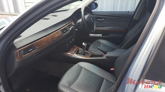 2005' BMW 320i photo #6