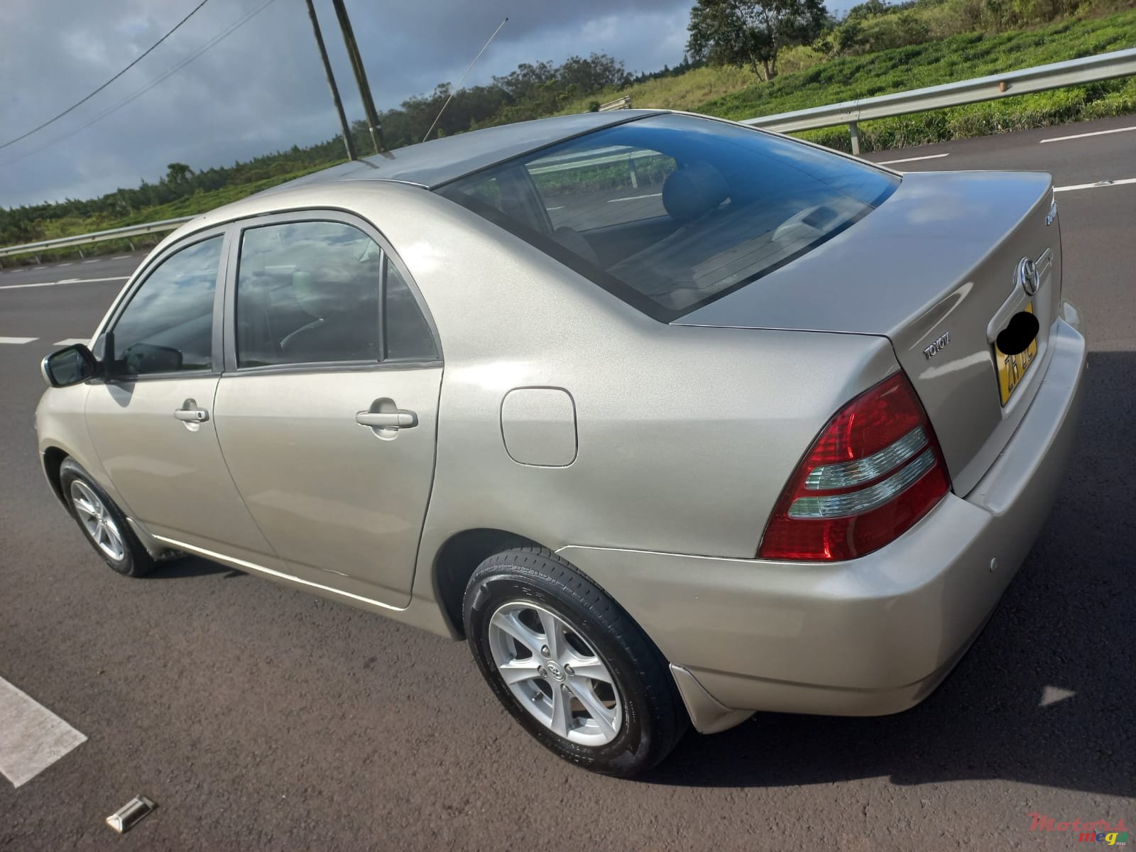 2002' Toyota Corolla photo #3