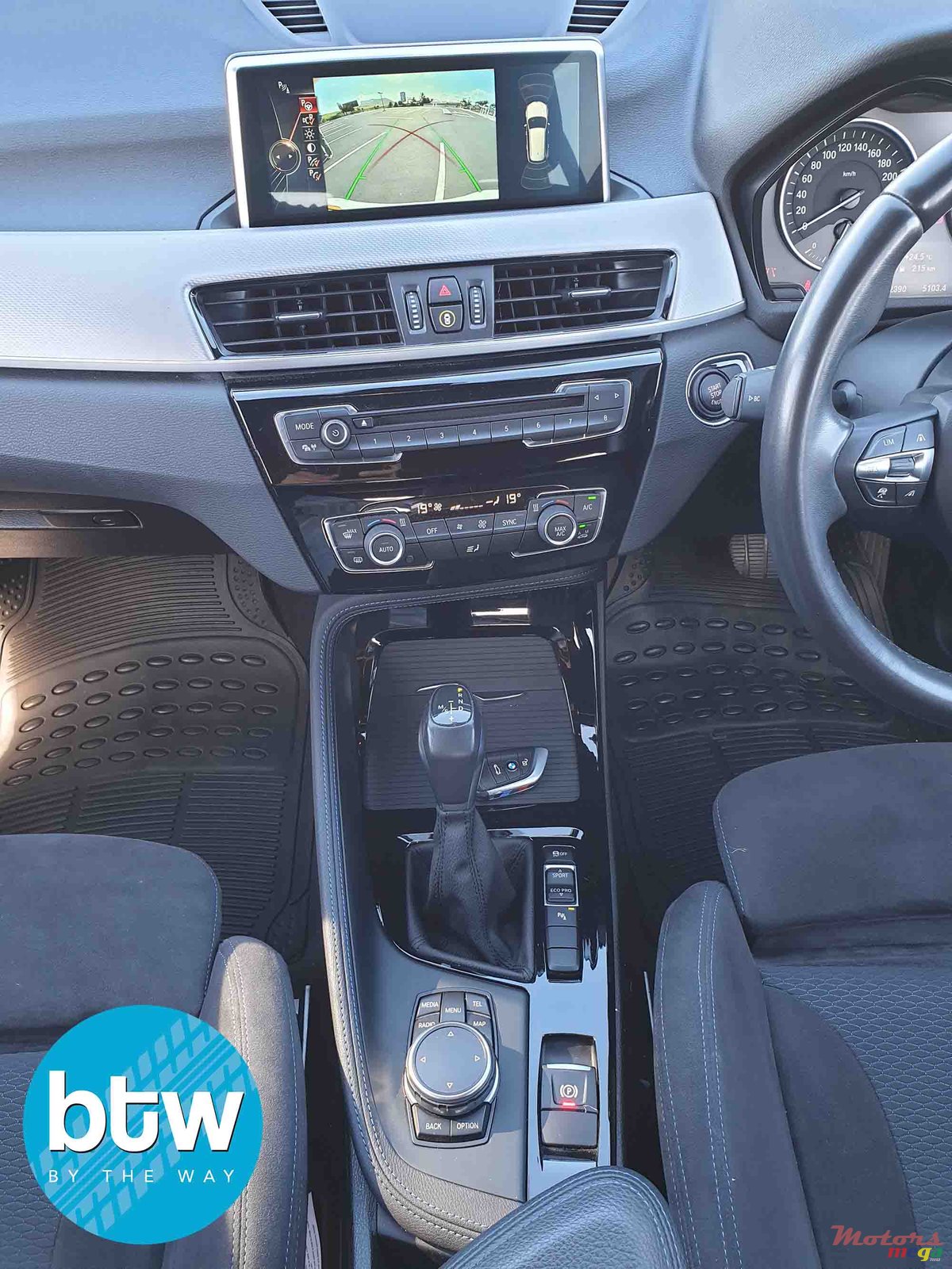 2016' BMW X1 sDRIVE 18i M Sport photo #4