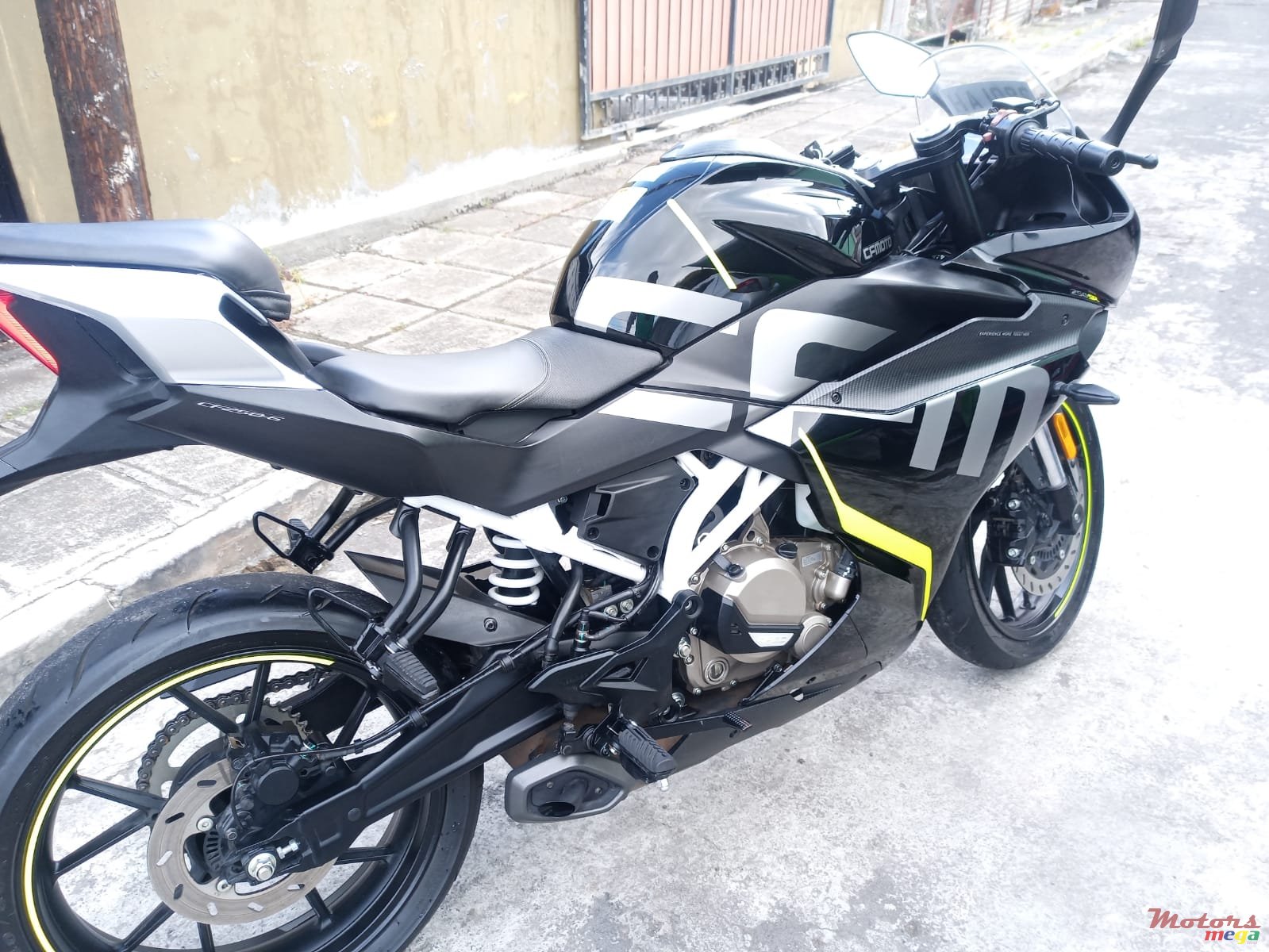 2022' CF Moto photo #2