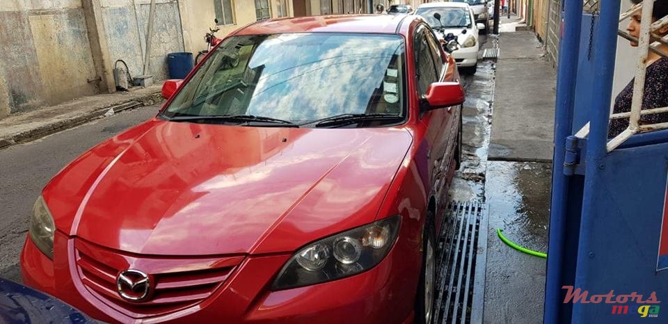 2005' Mazda 3 photo #1