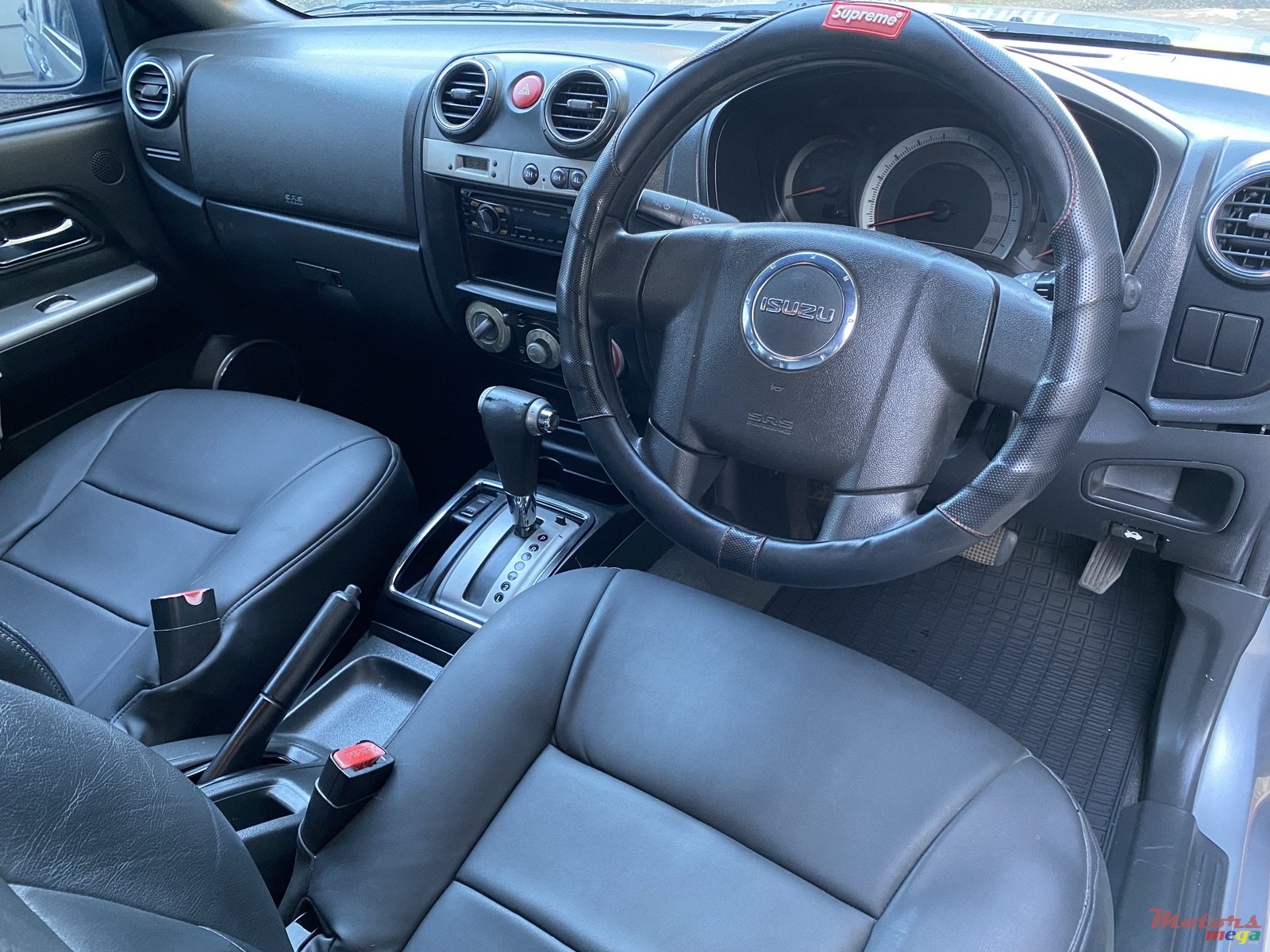 2011' Isuzu D-Max LS 3.0 photo #6