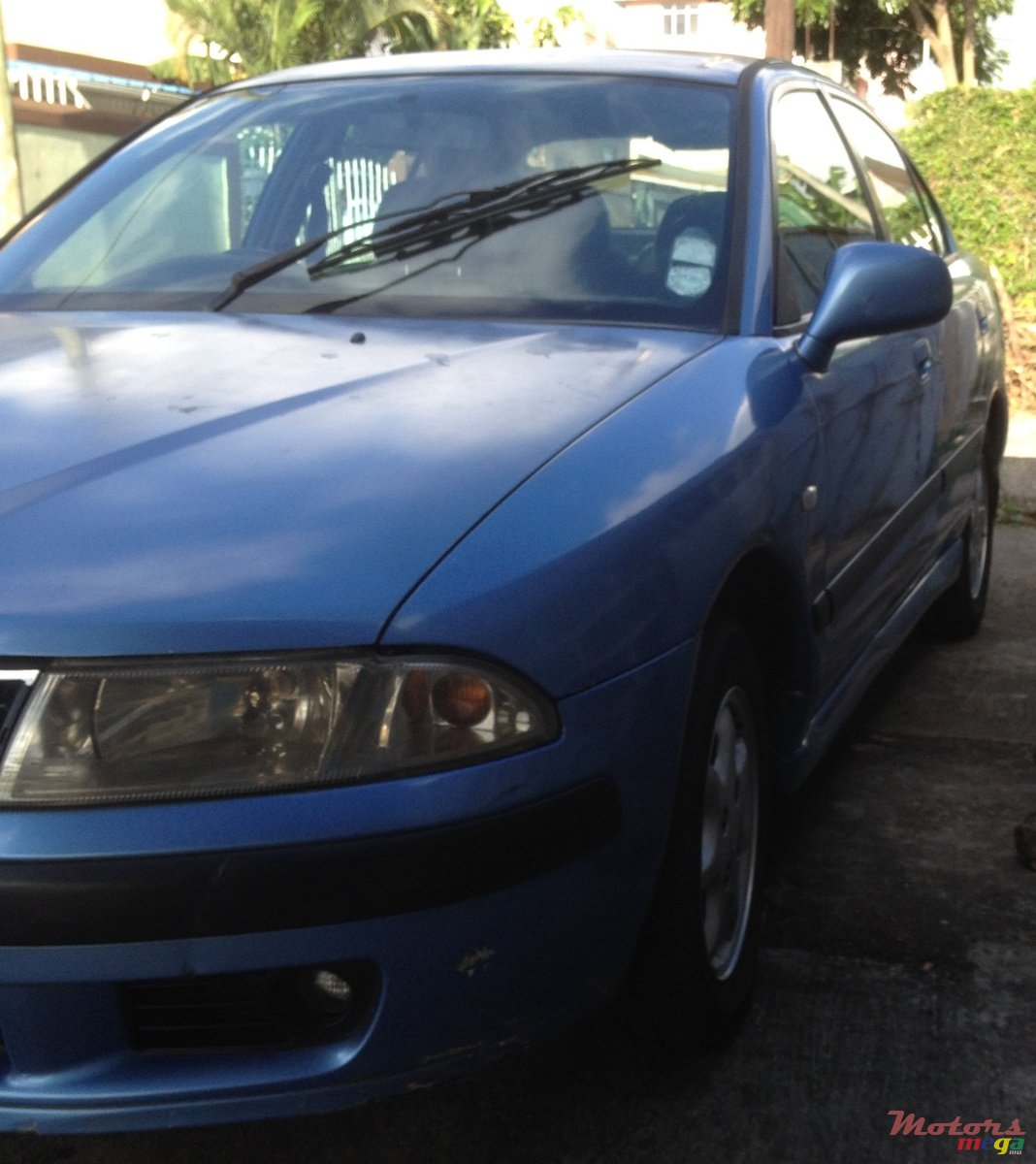 2000' Mitsubishi Carisma photo #4