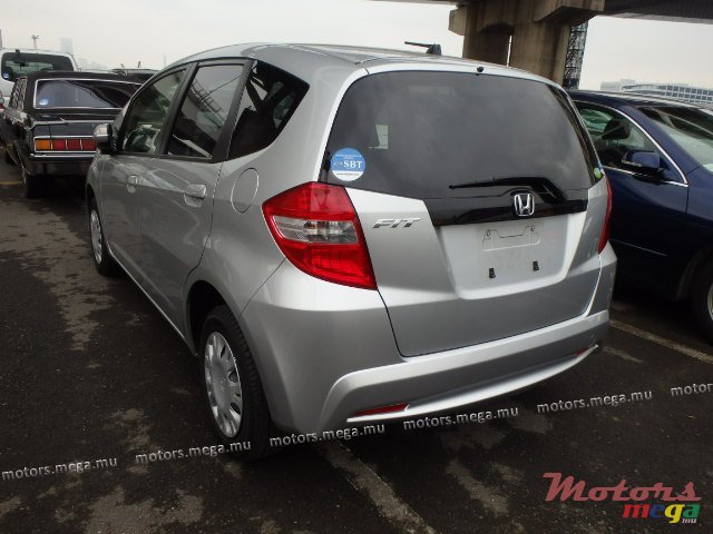 2012' Honda Jazz photo #2