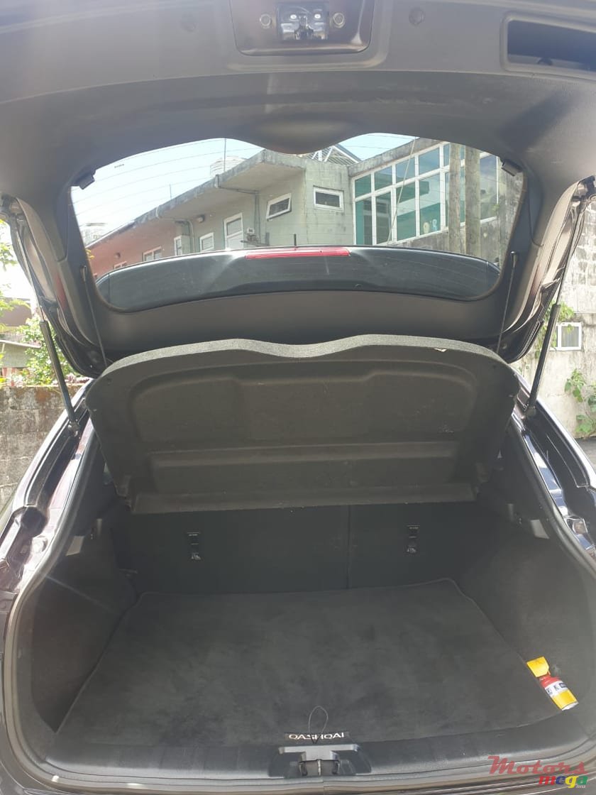 2017' Nissan Qashqai 1.6 Turbo AUTO photo #6