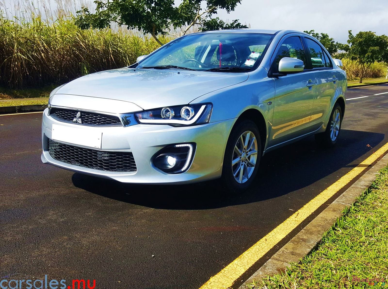 2017' Mitsubishi Lancer EX 1.6 photo #2