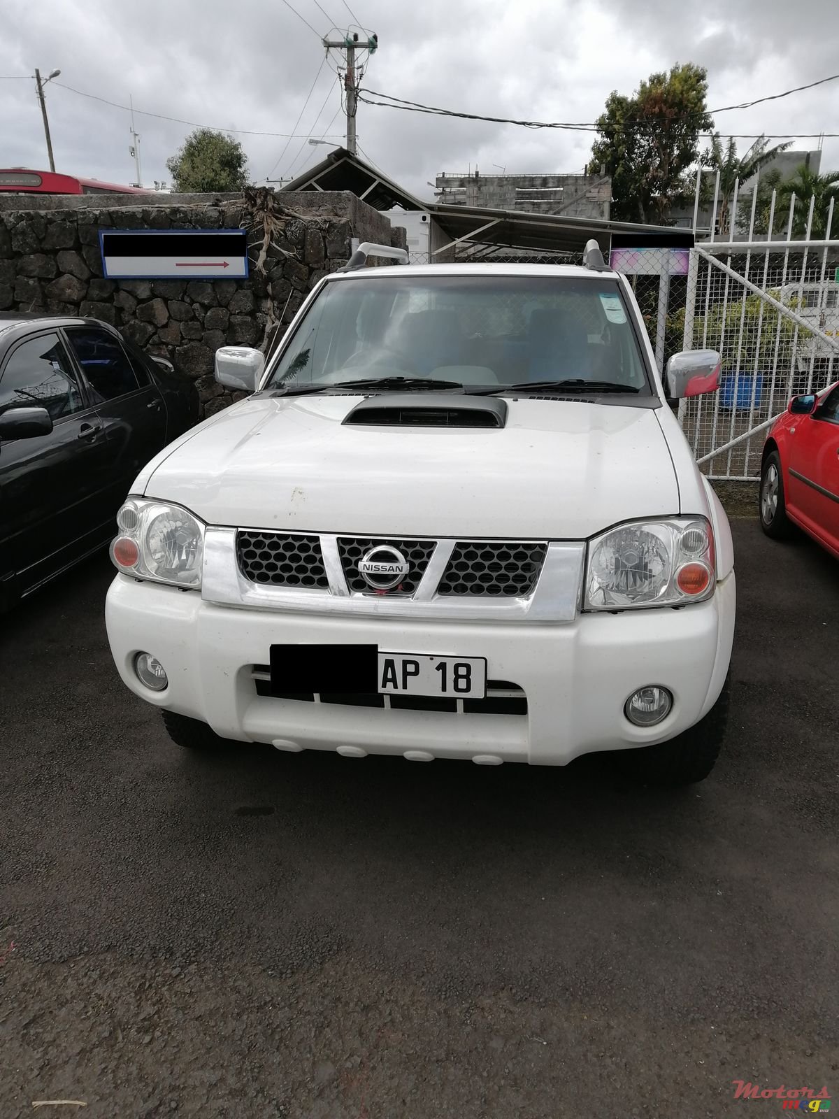 2018' Nissan NP300 photo #1