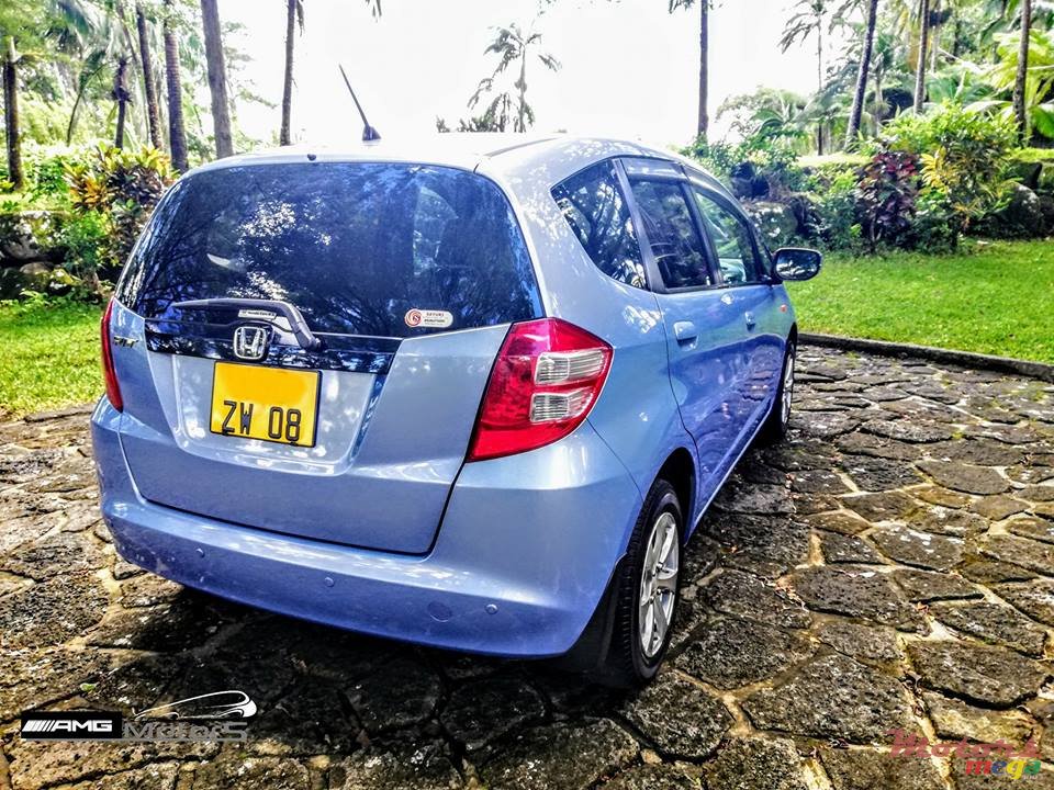 2008' Honda Fit 1.3 photo #5