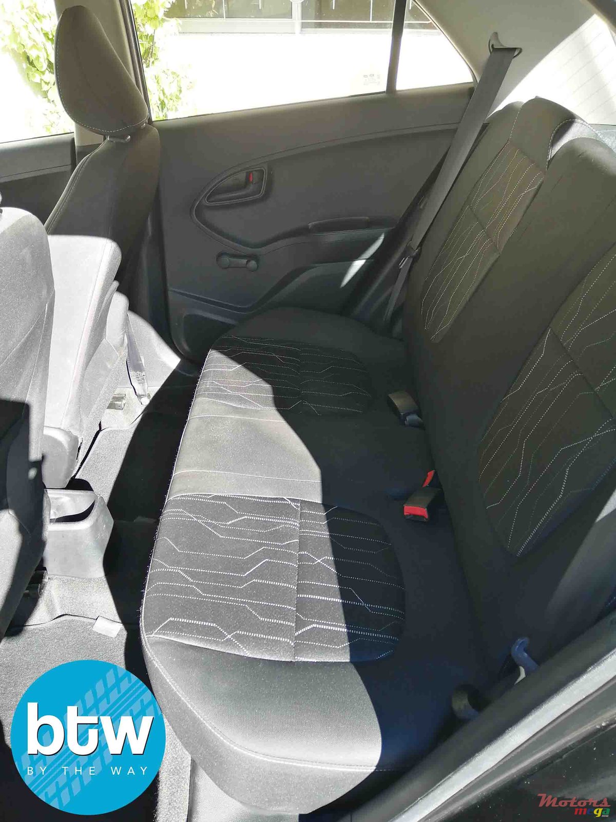 2014' Kia Picanto photo #3