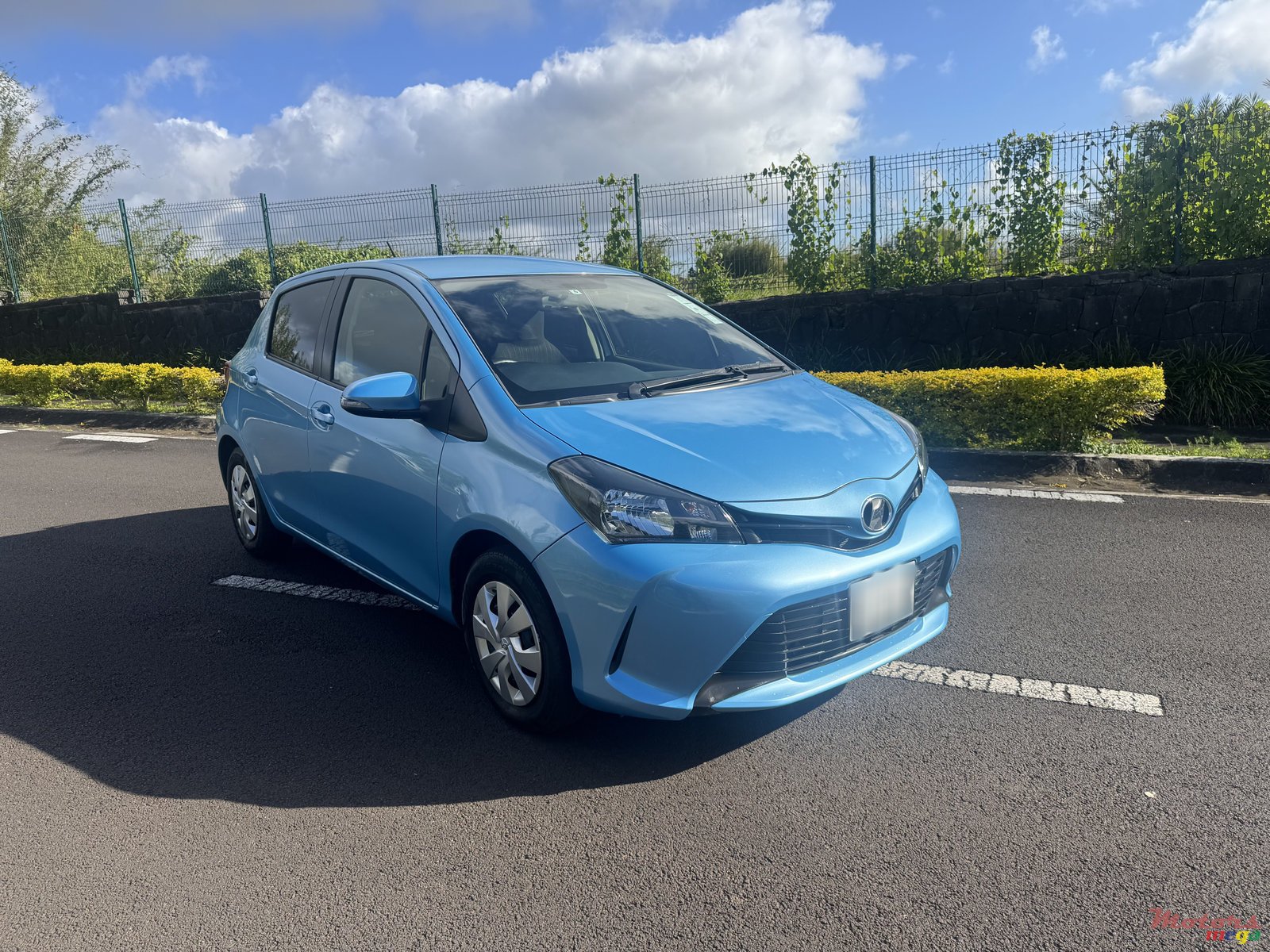 2016' Toyota Vitz 1300cc photo #1