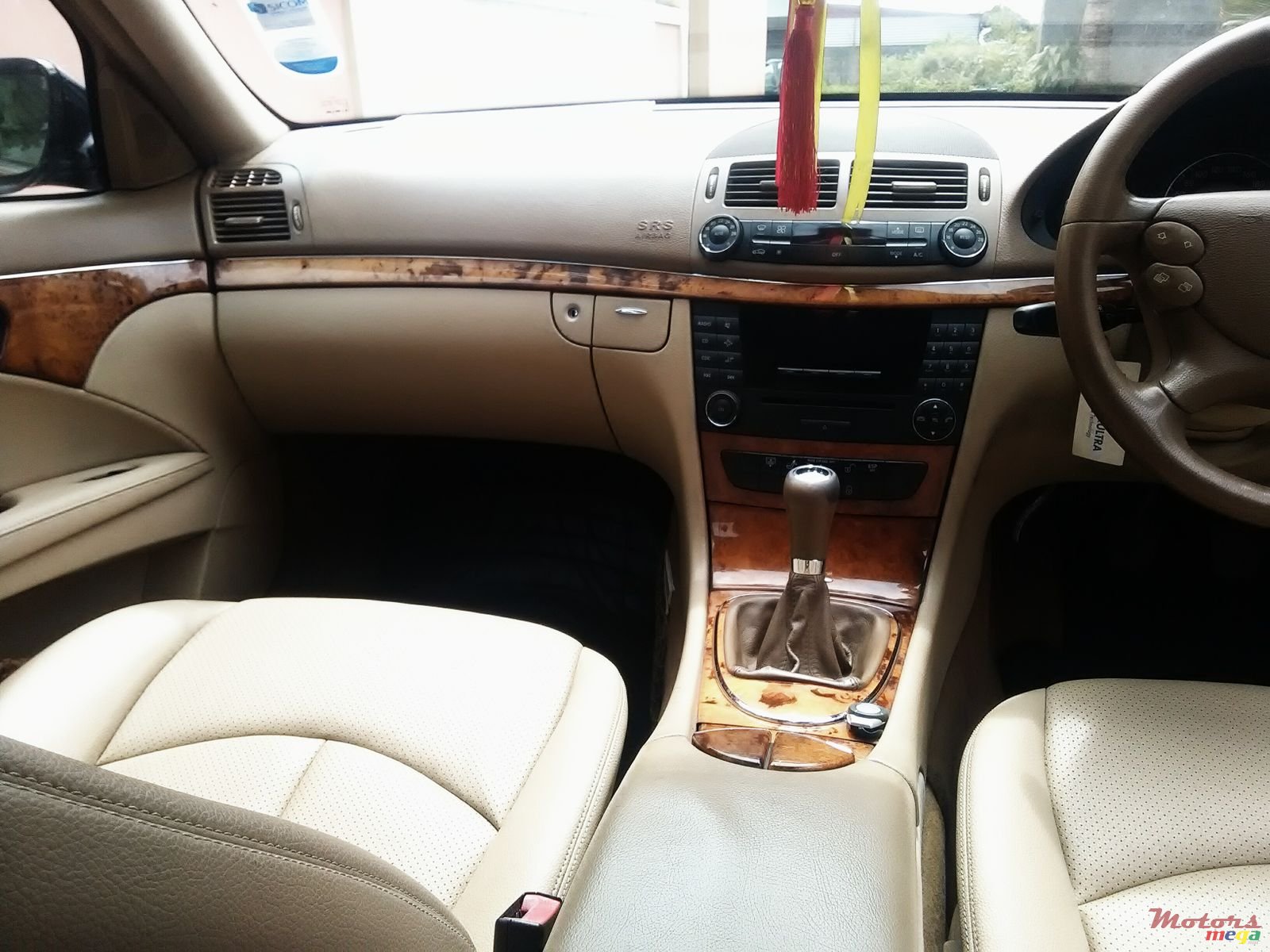 2007' Mercedes-Benz 200E photo #5