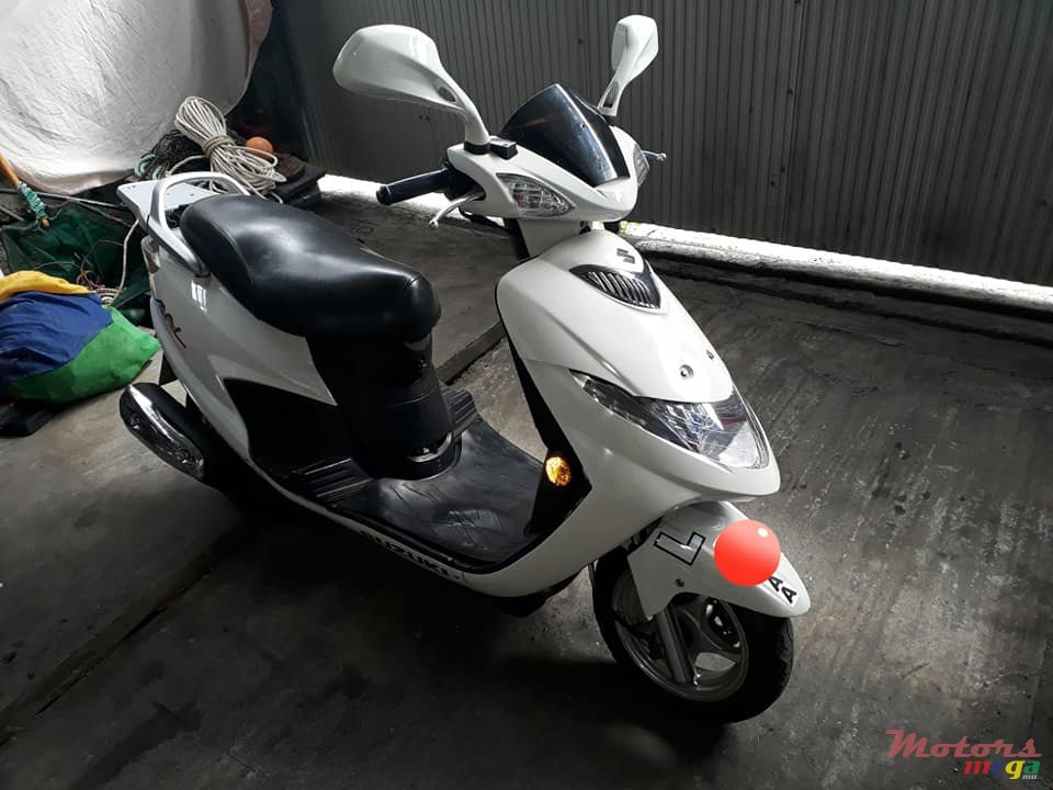 2016' Suzuki photo #3