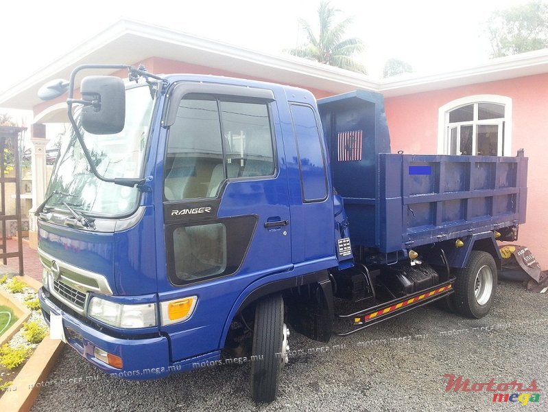 2001' AC HINO RANGER DUMP TRUCK photo #1