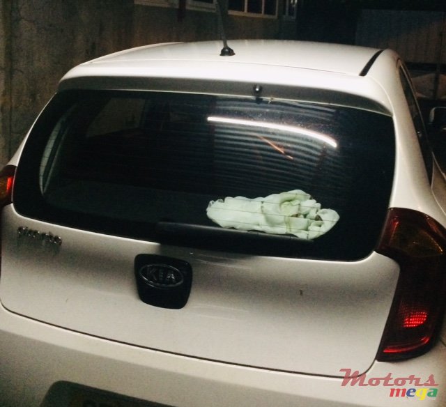 2012' Kia Picanto photo #5