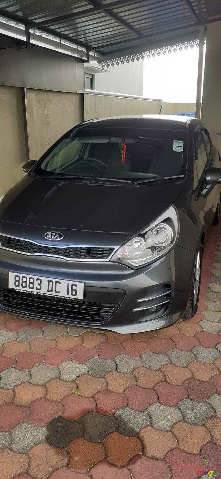 2016' Kia Rio photo #1