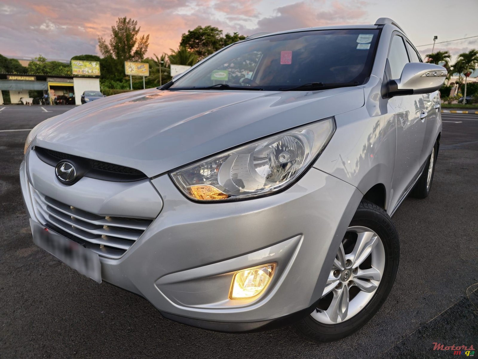 2011' Hyundai ix35 photo #7