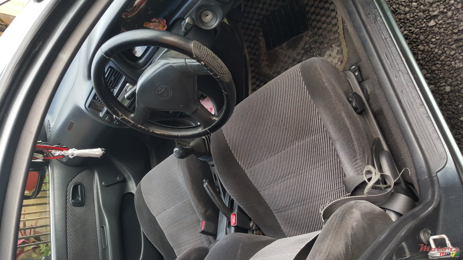 1993' Toyota Corona photo #2