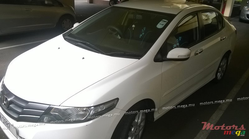 2012' Honda CITY photo #1