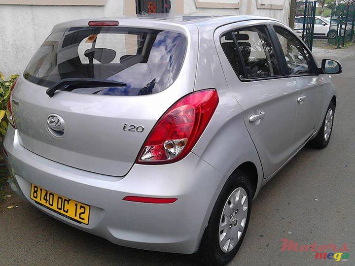 2012' Hyundai i20 photo #2