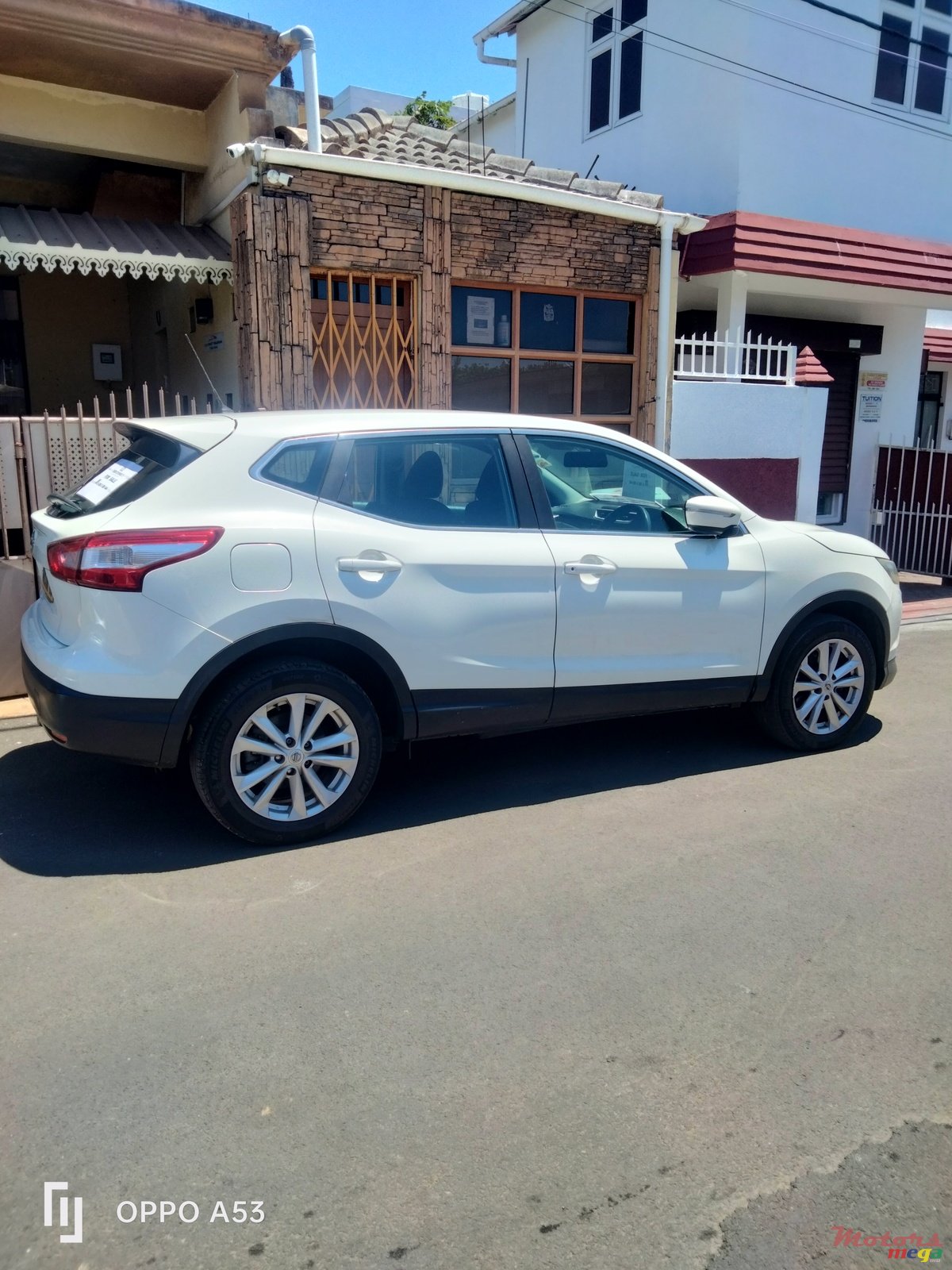 2016' Nissan photo #6