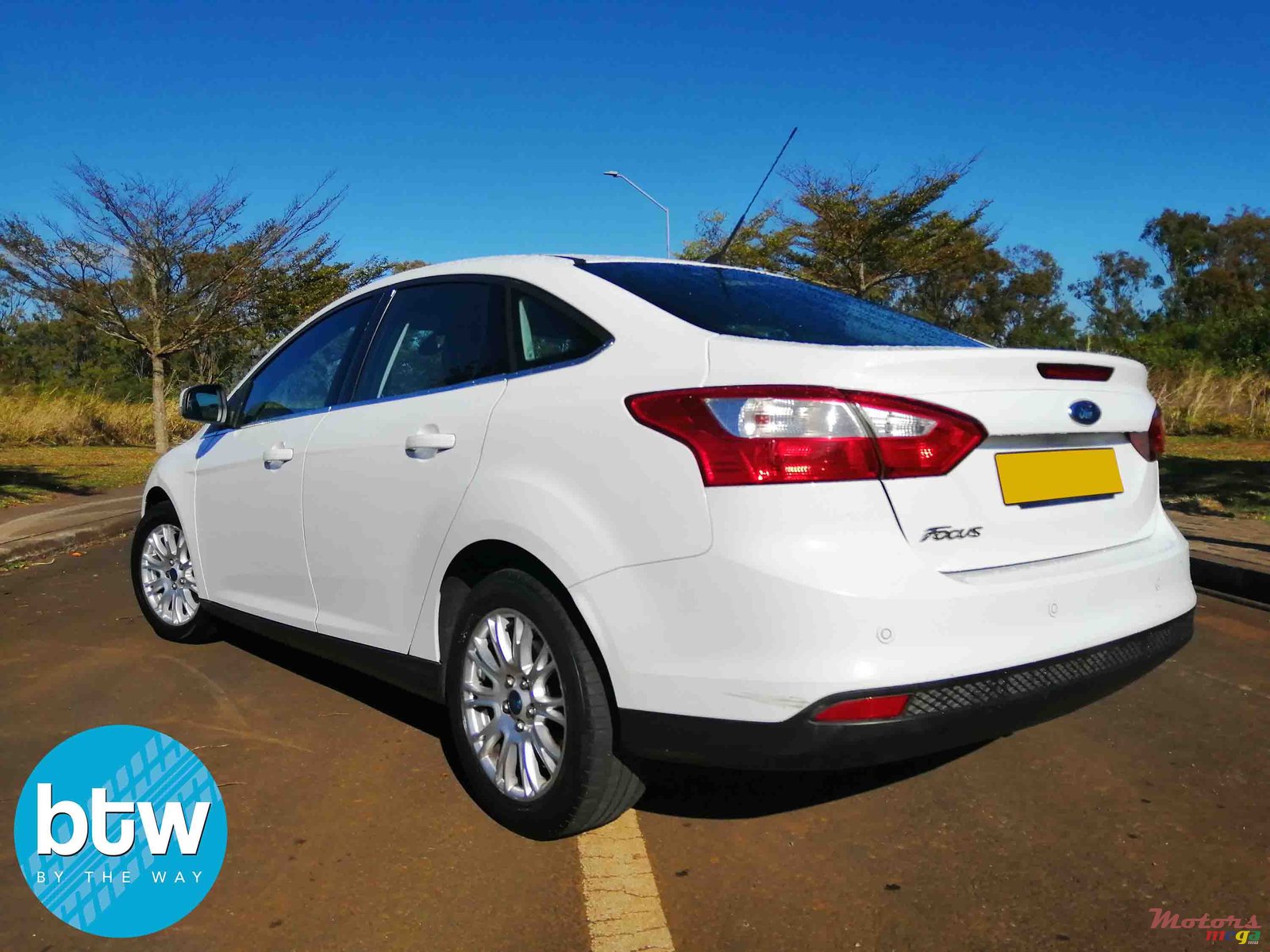 2015' Ford Focus photo #3