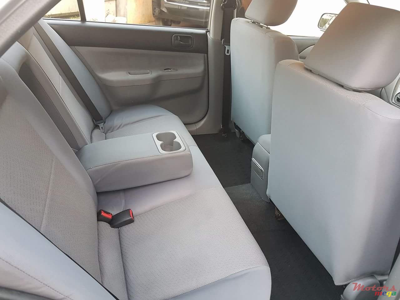 2011' Mitsubishi Lancer GLX photo #4