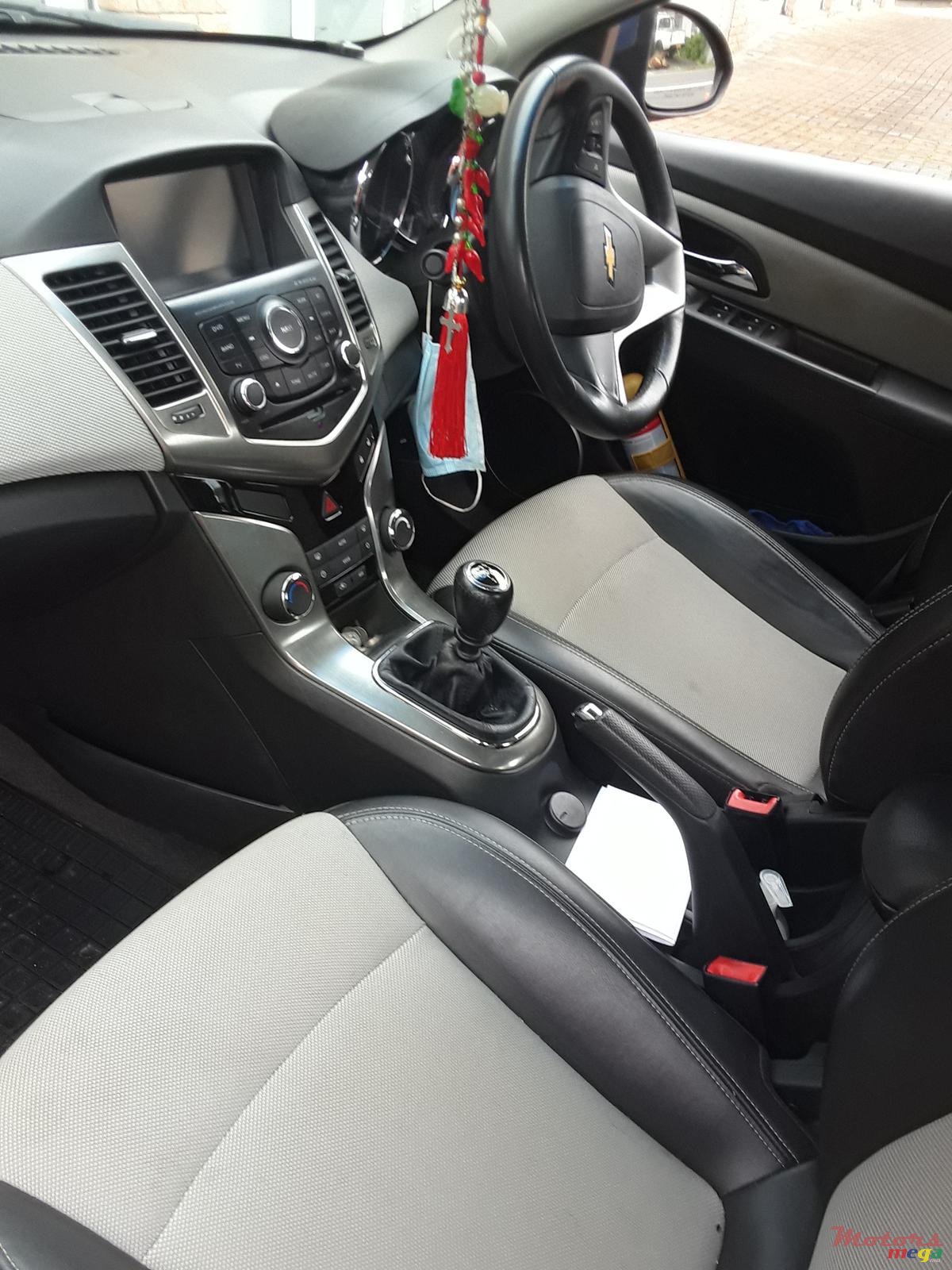 2014' Chevrolet Cruze photo #3