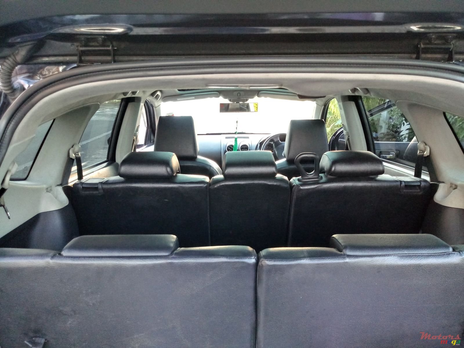 2009' Nissan Qashqai+2 Non photo #5