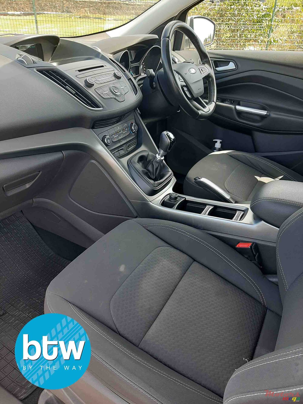 2017' Ford Kuga photo #5