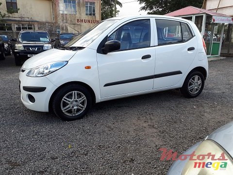 2010' Hyundai i10 photo #2