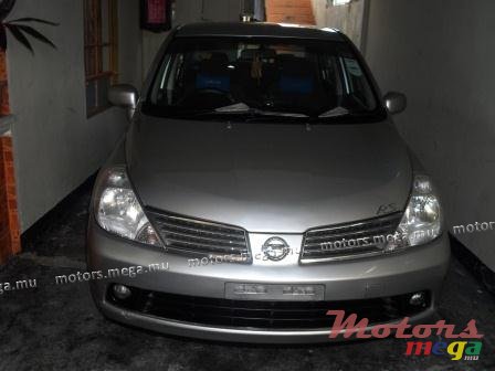 2007' Nissan Latio photo #6