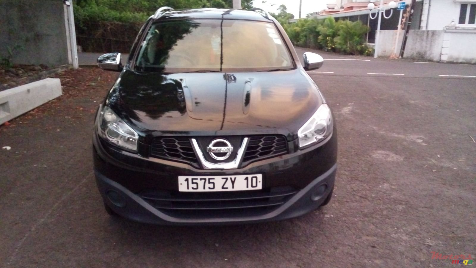 2010' Nissan Qashqai+2 photo #2