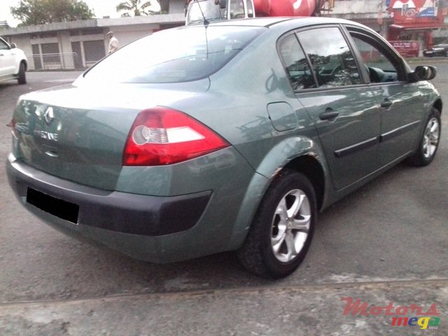 2004' Renault Megane photo #6