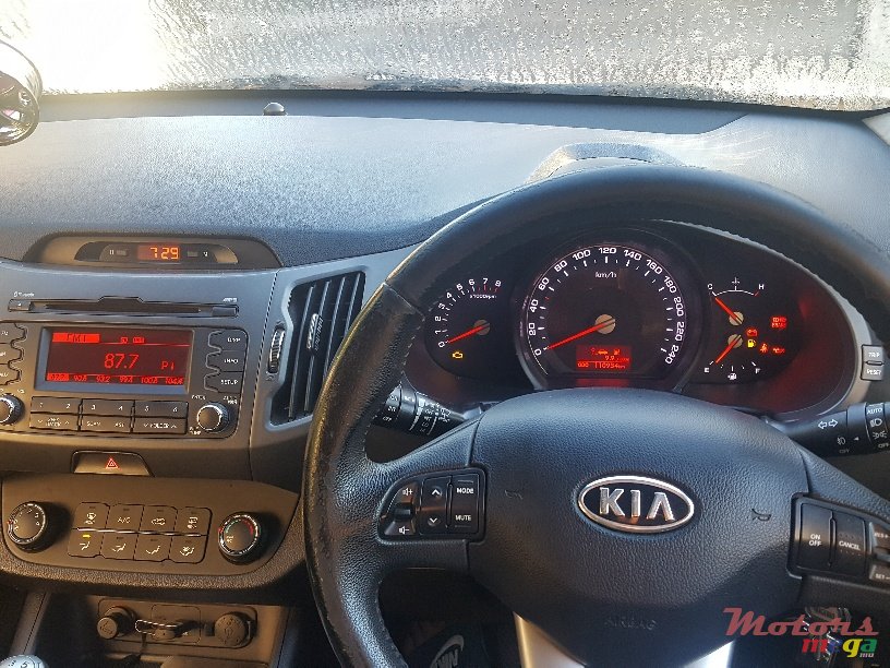 2012' Kia Sportage photo #6