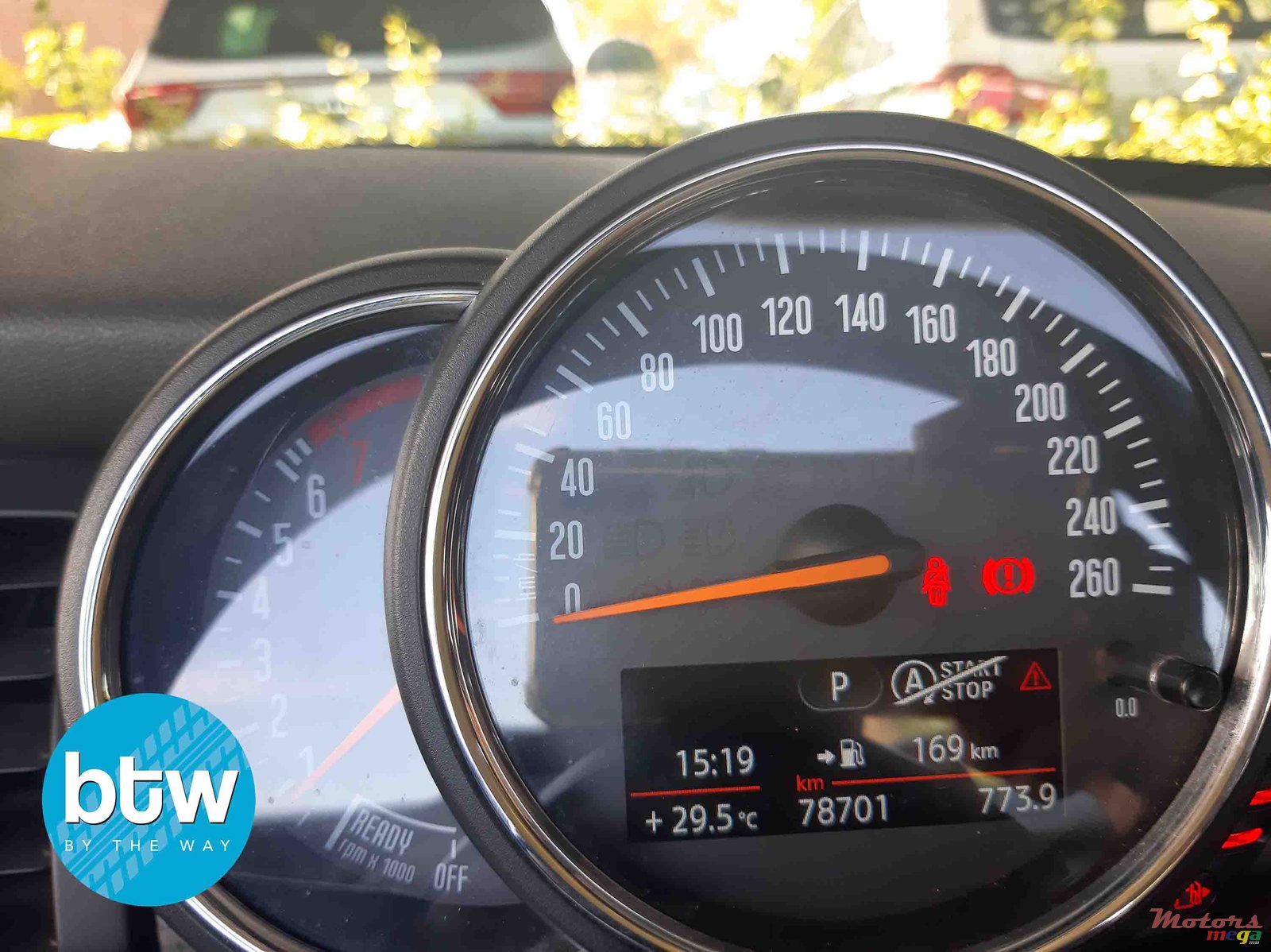 2016' MINI Cooper photo #7