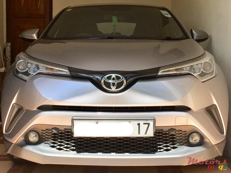 2017' Toyota photo #3