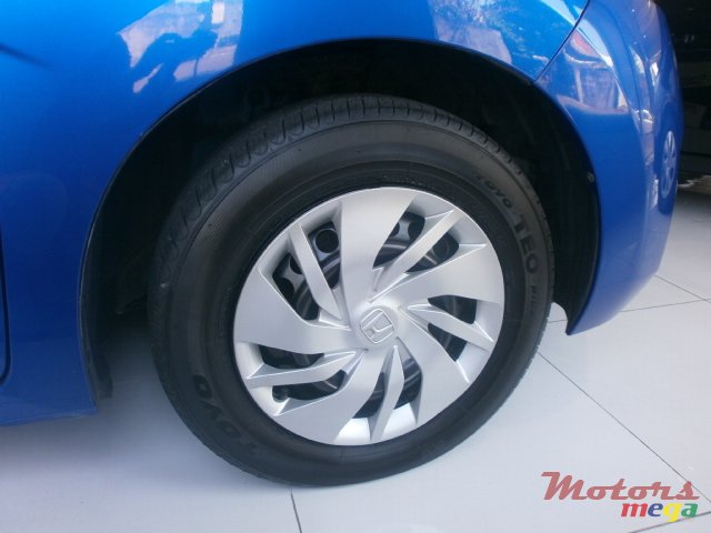 2014' Honda Fit photo #5