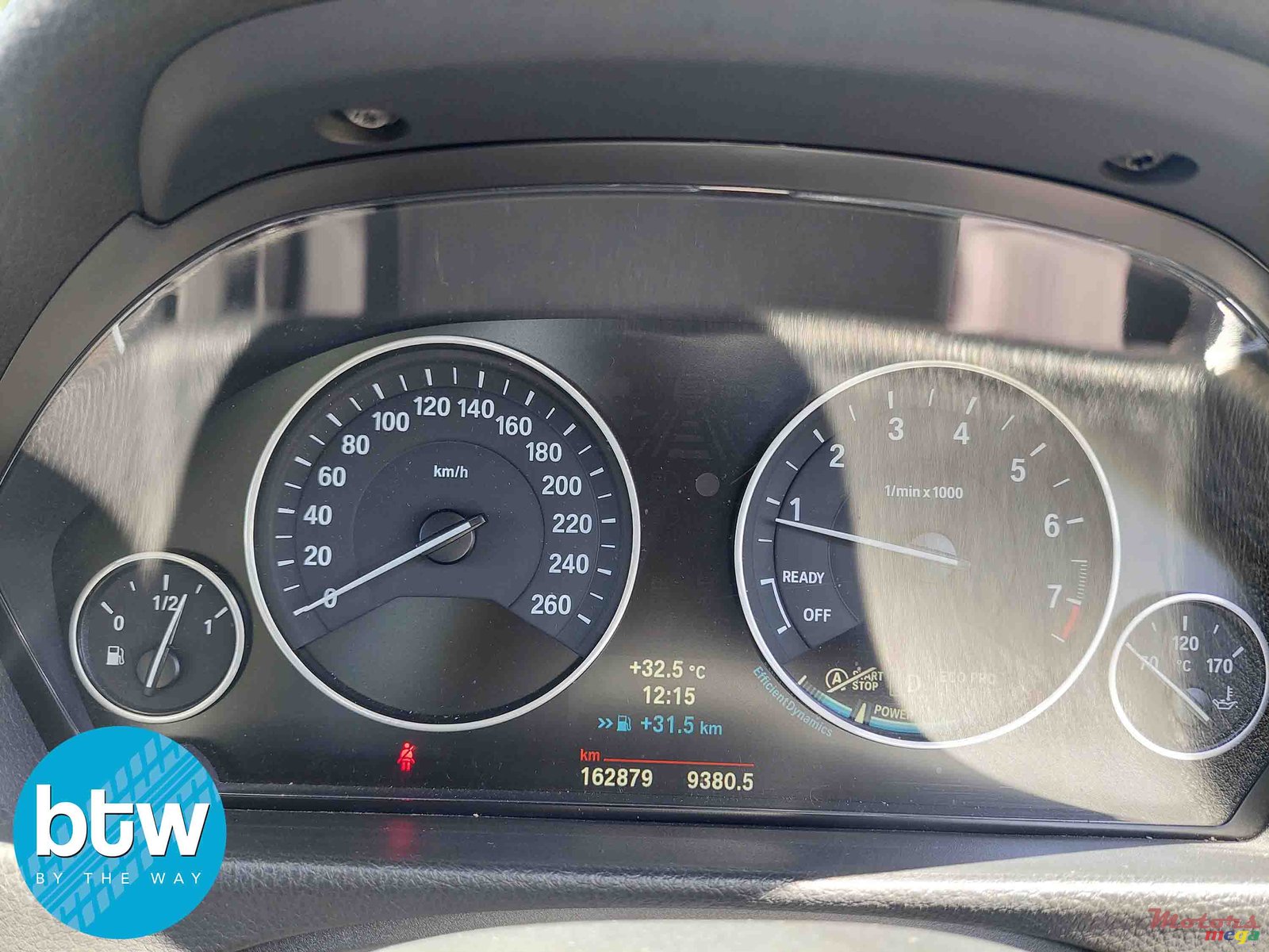 2014' BMW 320 photo #7