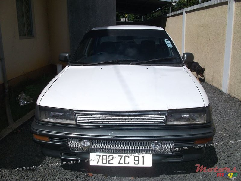 1991' Toyota photo #3