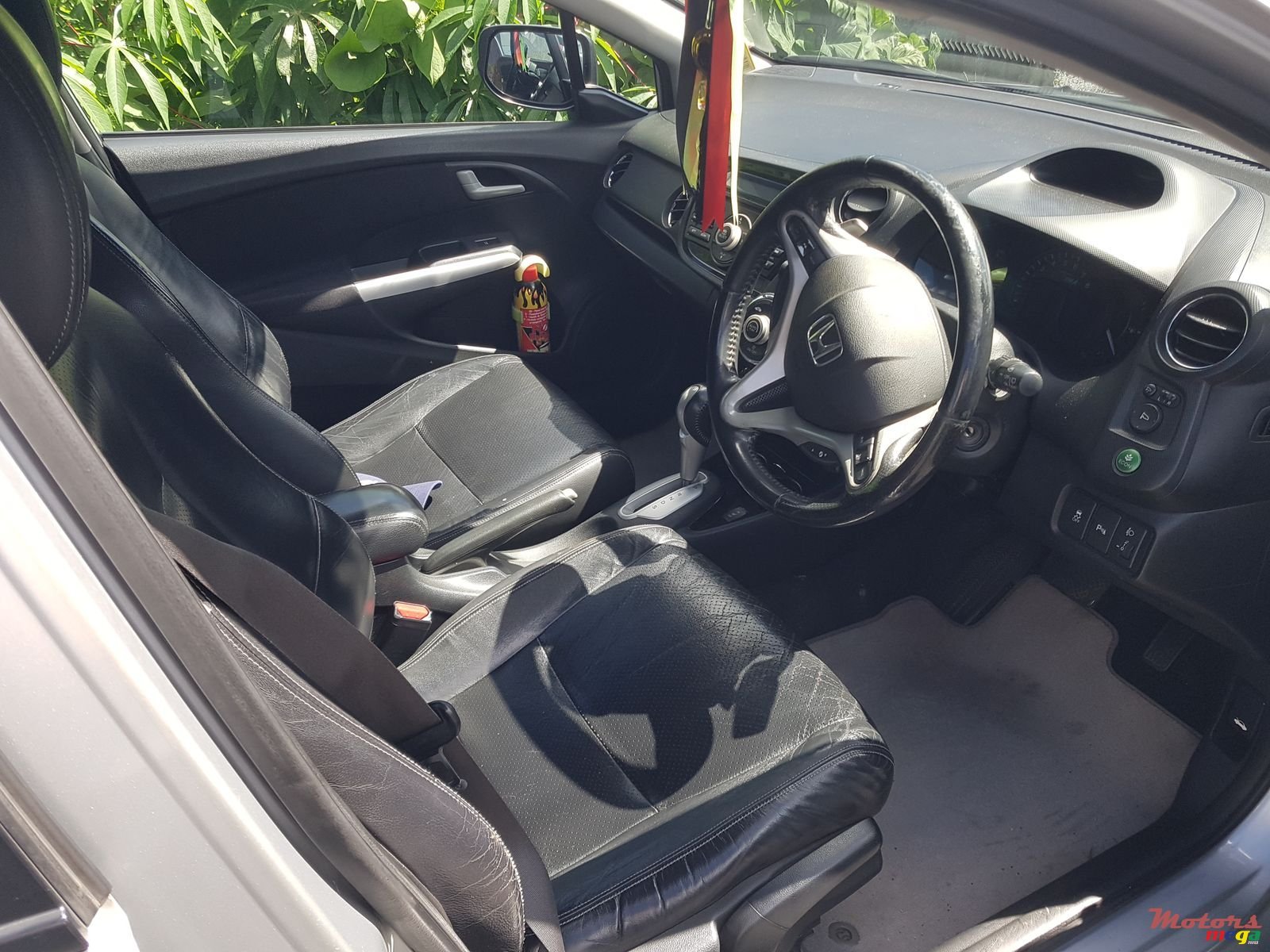 2013' Honda Insight photo #4