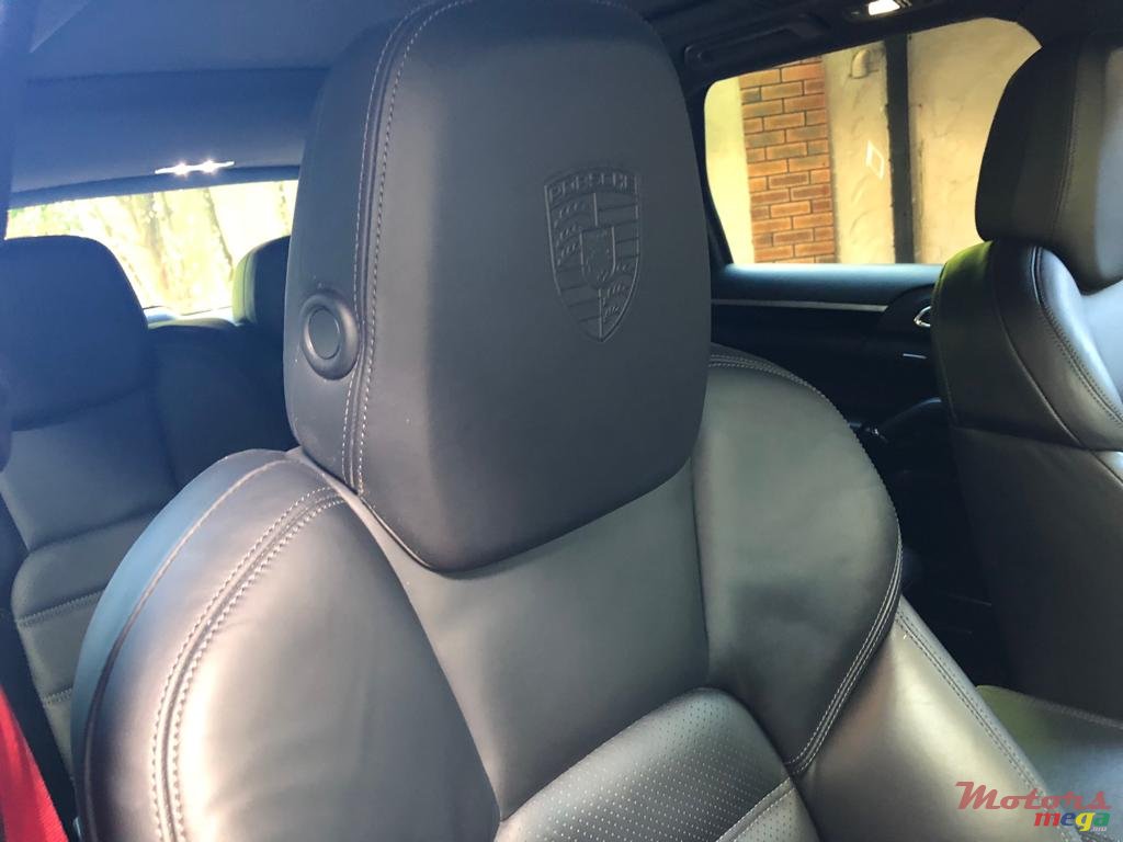 2015' Porsche Cayenne GTS - V6- 440BHP photo #7