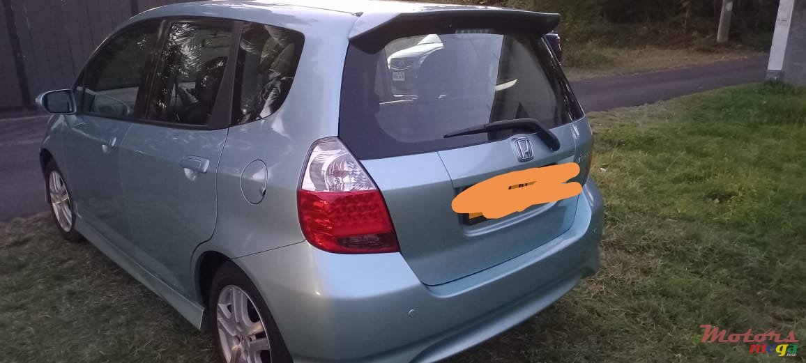 2006' Honda Jazz photo #1