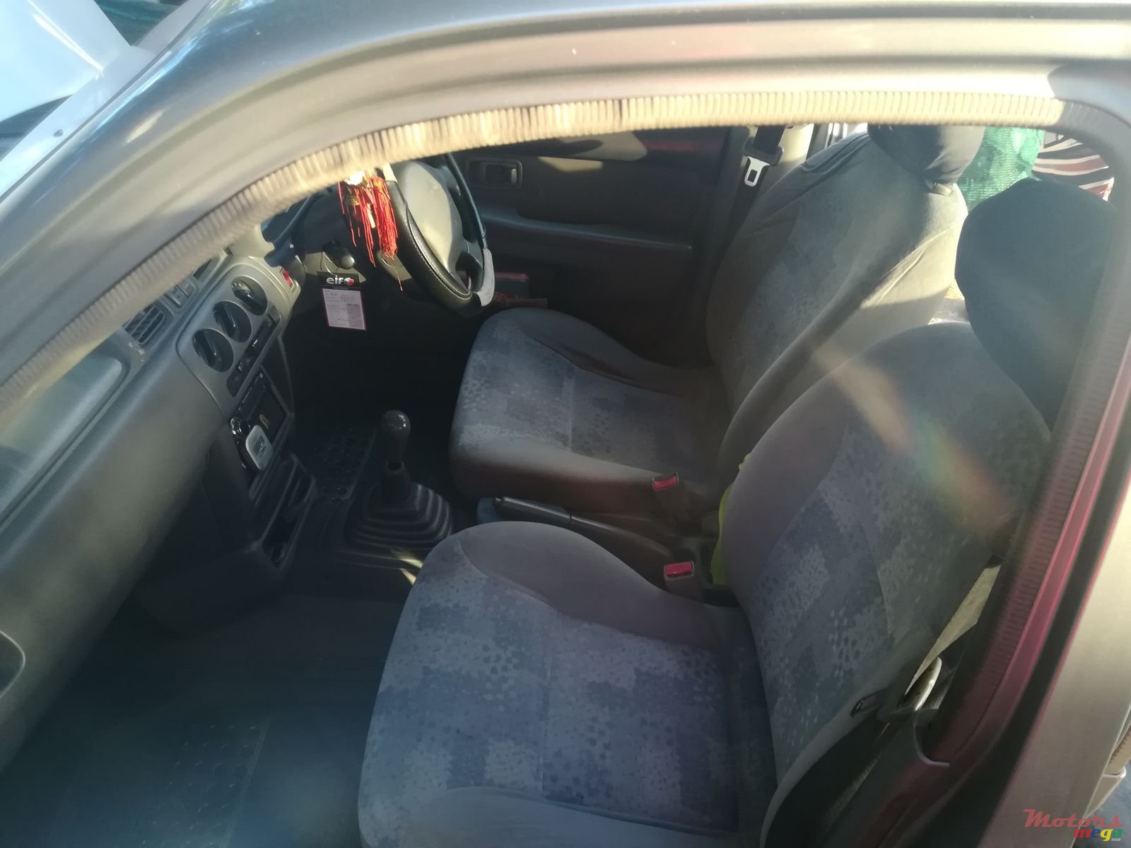 2000' Nissan March photo #3